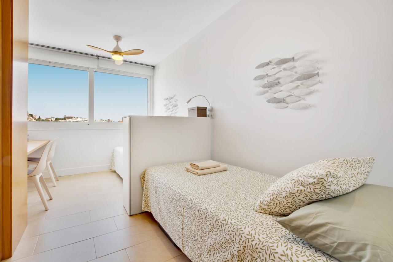Crystalline View'S Of Carihuela - 3 Bedrooms Penthouse Торремолинос Экстерьер фото